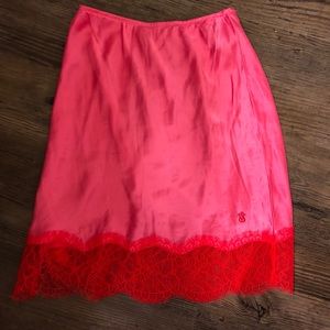 Victoria’s Secret skirt slip